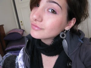 85-lustful-hairy-pussy-gf