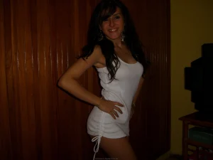 03-my-babe-posing-for-me