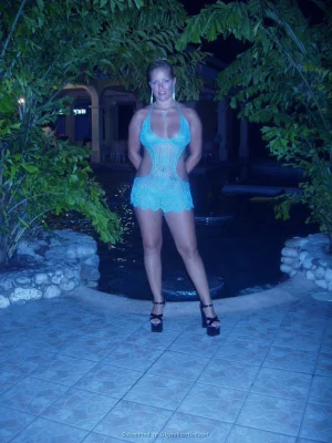 24-my-gf-corie-and-her-friends