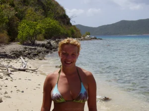 42-my-gf-corie-and-her-friends