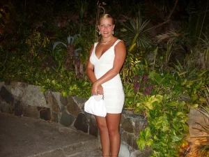 55-my-gf-corie-and-her-friends