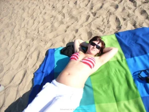 33-my-topless-wife-on-the-beach