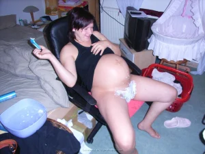 34-my-topless-wife-on-the-beach