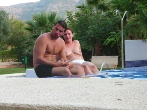 45-my-topless-wife-on-the-beach