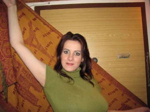 52-my-wife-adores-public-nudity