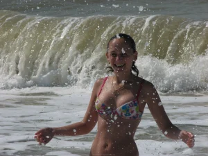 06-russian-girlfriend-posing-nude