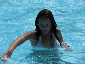 50-russian-girlfriend-posing-nude