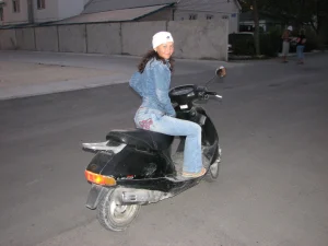 71-russian-girlfriend-posing-nude