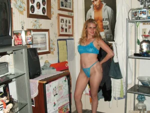 05-sexy-babe-got-wonderful-body