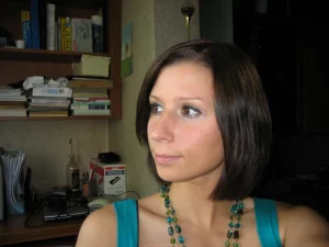 26-sexy-breasted-chick