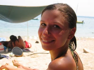 47-sexy-breasted-chick