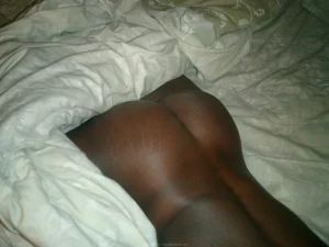 26-sexy-gf-doing-blowjob