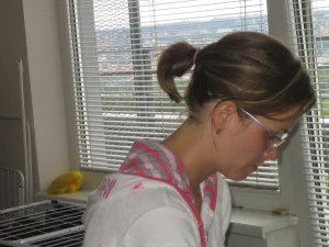 03-sexy-gf-shows-her-nipples