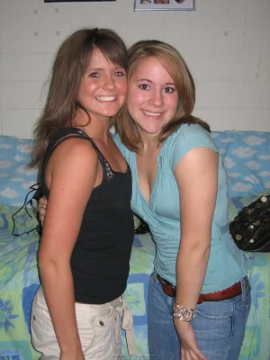 46-sexy-girls-show-their-boobs-and-asses