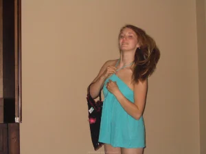 16-sexy-shaved-pussy-gf