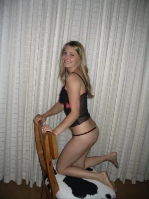 37-sexy-shaved-pussy-gf