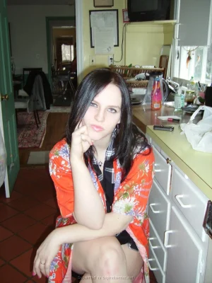 05-she-loves-herself-photographed