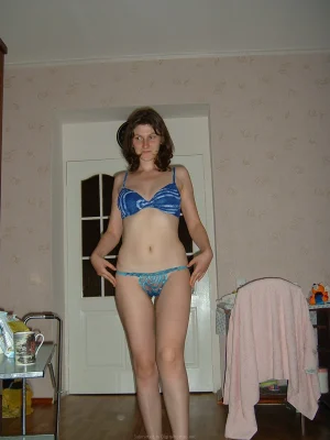 18-sweet-gf-shows-herself