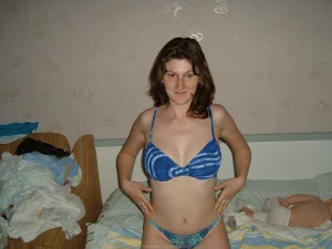 22-sweet-gf-shows-herself