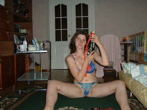 29-sweet-gf-shows-herself