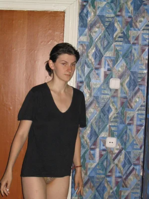 34-sweet-gf-shows-herself