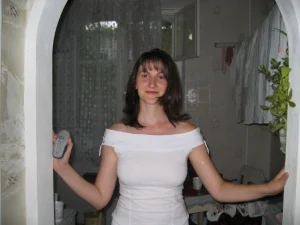 63-sweet-gf-shows-herself