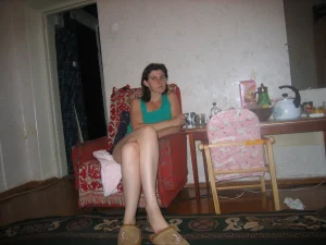 66-sweet-gf-shows-herself