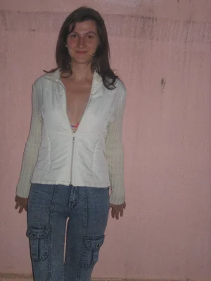 68-sweet-gf-shows-herself