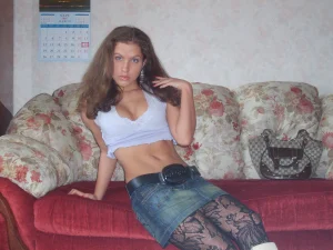 16-sweet-nude-lovely-girlfriend