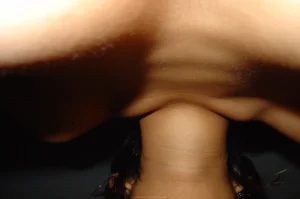 31-teen-loves-doing-self-shots