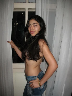 06-tiny-tits-girl-shows-her-pussy