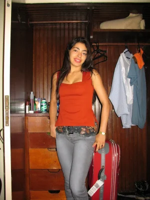 13-tiny-tits-girl-shows-her-pussy