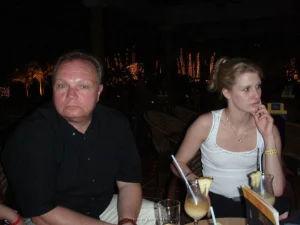 74-topless-chick-on-the-beach-shows-herself