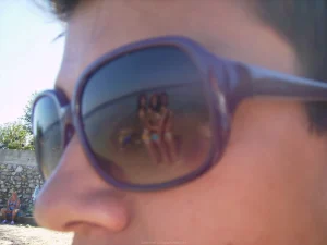 14-topless-gfs-show-themselves